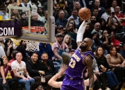 问鼎-詹姆斯迎来七赛季高光表现，中国队球迷沸腾！的简单介绍