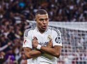 问鼎-姆巴佩迎来十二赛季高光表现，巴塞罗那球迷沸腾！的简单介绍